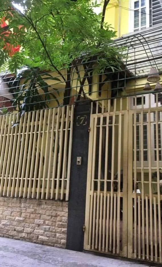 Nhà 4 tầng phố Nguyễn Lân 65m² giá thỏa thuận - Mặt tiền rộng, ô tô vào tận nơi!