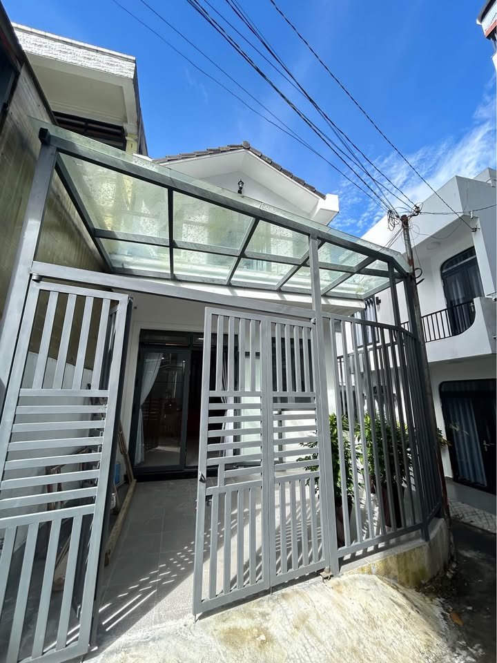 Nhà phố Nguyễn Đình Chiểu Đà Lạt 95m² giá chỉ 6.5 tỷ - Sổ riêng, ô tô vào tận nơi!