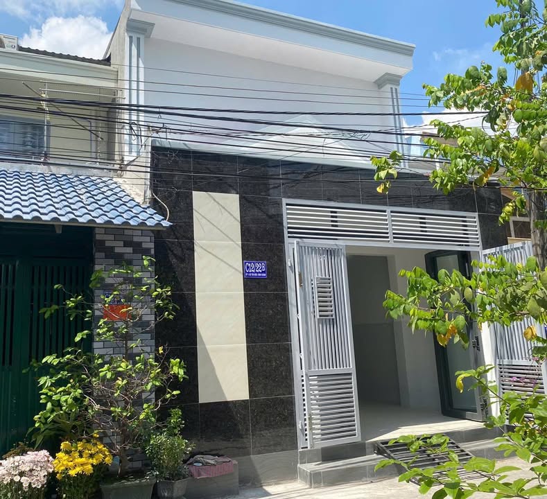 Nhà đẹp 75m² tại xã Tân Kiên, Bình Chánh - Sổ hồng chính chủ, giá 4.4 tỷ!