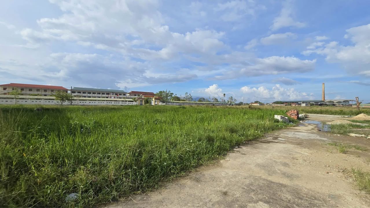 Đất nền thôn Hòa Bình, xã Việt Xuyên, 221.5m² giá 3 tỷ - Đầu tư sinh lời cao!