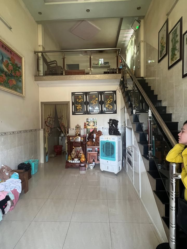 Nhà P.Tân Phú, Đồng Xoài 96m² giá 2.2 tỷ - Gần Nhà Hàng Thanh Hải!