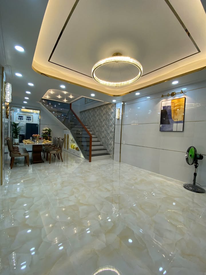 Nhà 1 trệt 1 lầu 2 mặt tiền Phường 4 Vĩnh Long 58m² giá 3.2 tỷ - Sẵn sàng vào ở ngay!