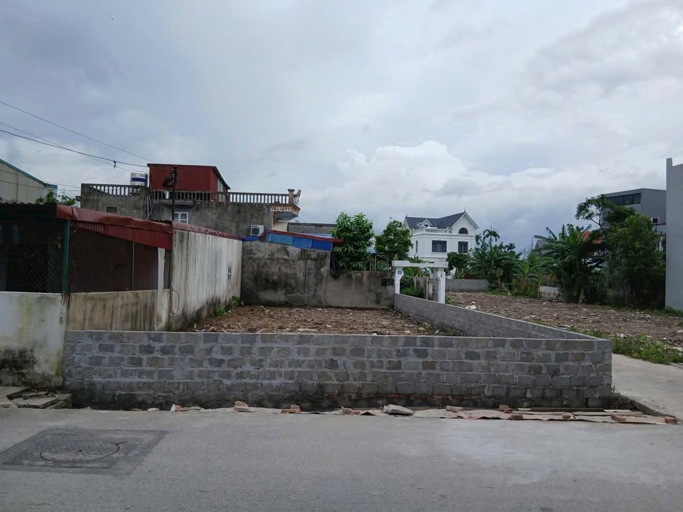 Đất lô góc mặt đường Tô Phong, Phù Liễn, 76m² giá 2.5 tỷ - Cơ hội vàng đầu tư!