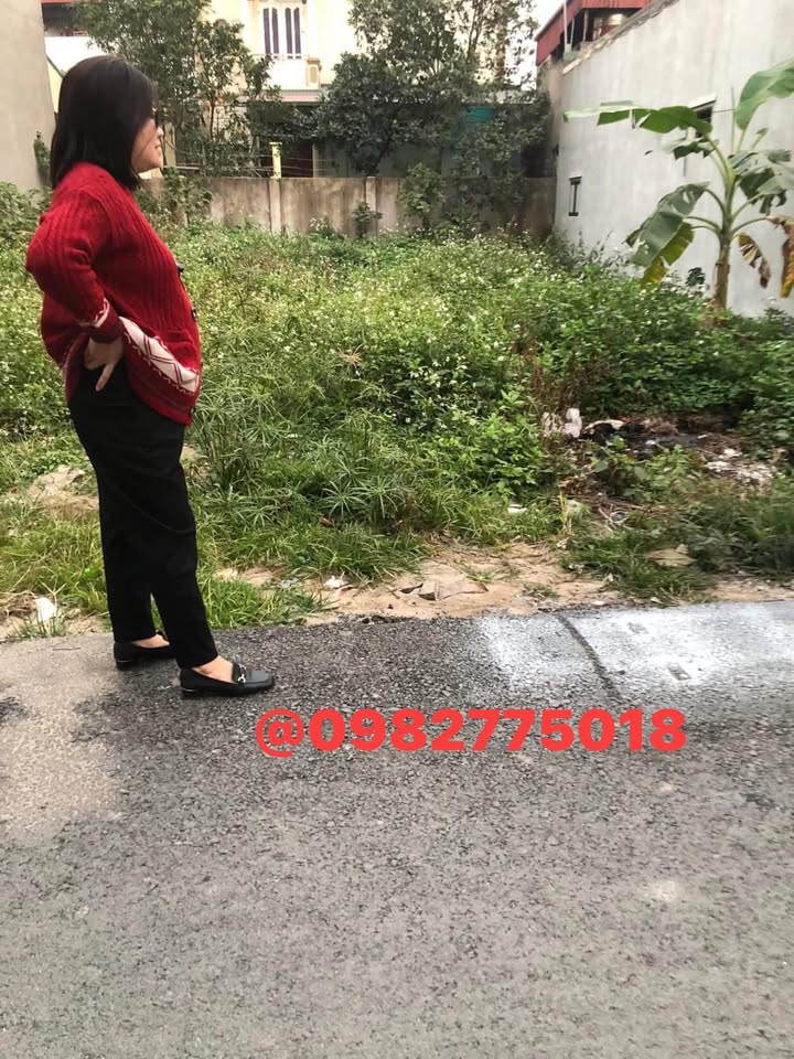 Đất nền Đại Áng 32m² giá 2 tỷ - Vị trí đắc địa, dân trí cao!