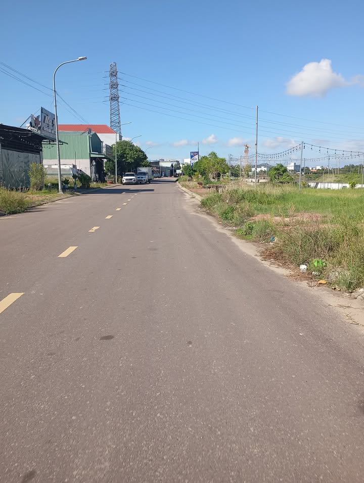 Đất góc 2 mặt tiền Nguyễn Huệ, Phước Lộc 155.3m² giá 2 tỷ - Cơ hội đầu tư tuyệt vời!