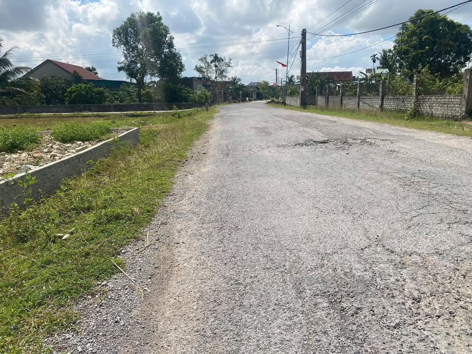 Đất thổ cư Tiến Thành 300m² giá chỉ 1 tỷ - Cơ hội đầu tư tuyệt vời!