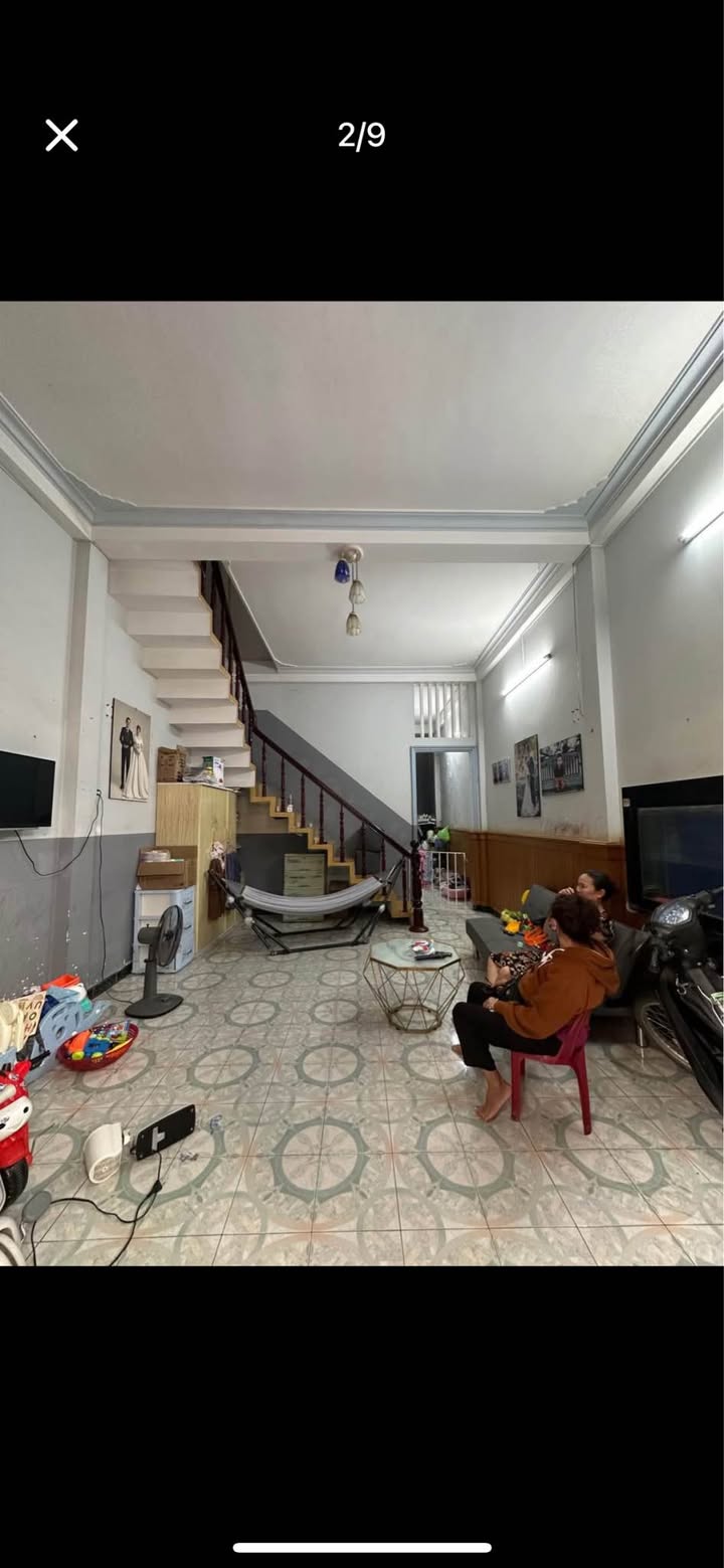 Nhà 2 tầng hẻm rộng Nguyễn Thái Học - Quy Nhơn 57m² giá 2.9 tỷ - Vị trí đắc địa, tiện nghi đầy đủ!