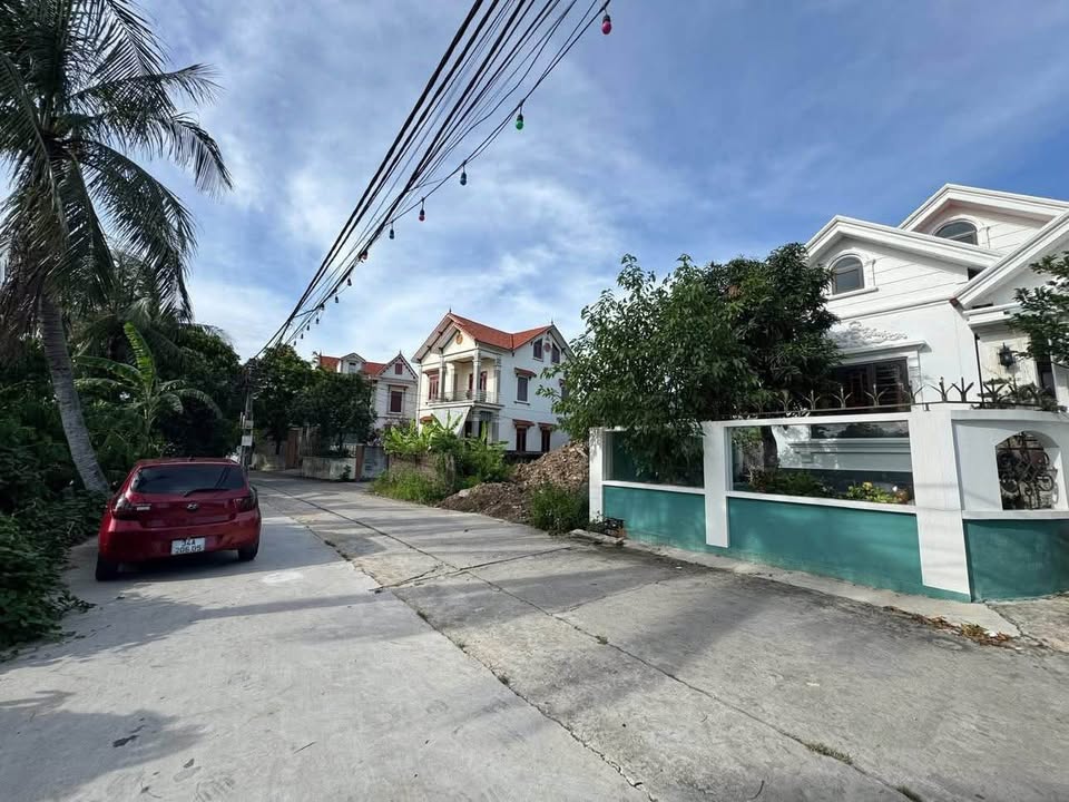 Đất thổ cư Tân Việt, Thanh Hà, 200m² giá 1 tỷ - Vị trí đẹp, ô tô vào tận nơi!