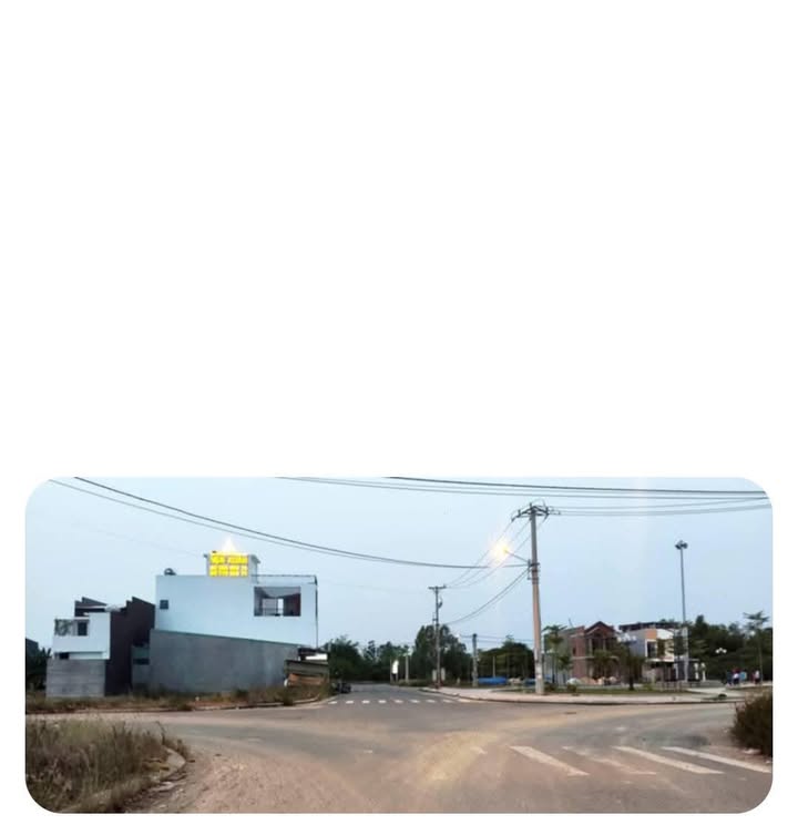 Đất nền Đội 9 khu QHDC Hòa Cư, phường Nhơn Hưng, 100m² - Giá chỉ 1.8 tỷ VND!