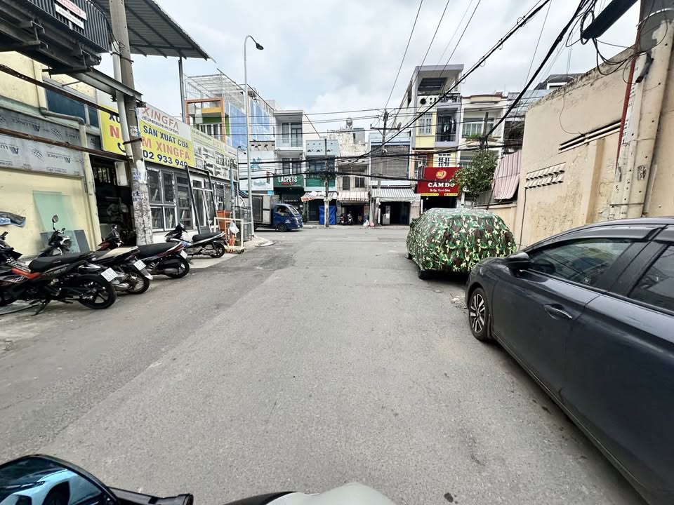 Nhà Bùi Đình Tuý, Bình Thạnh 187m² - Pháp lý rõ ràng, thích hợp đầu tư!