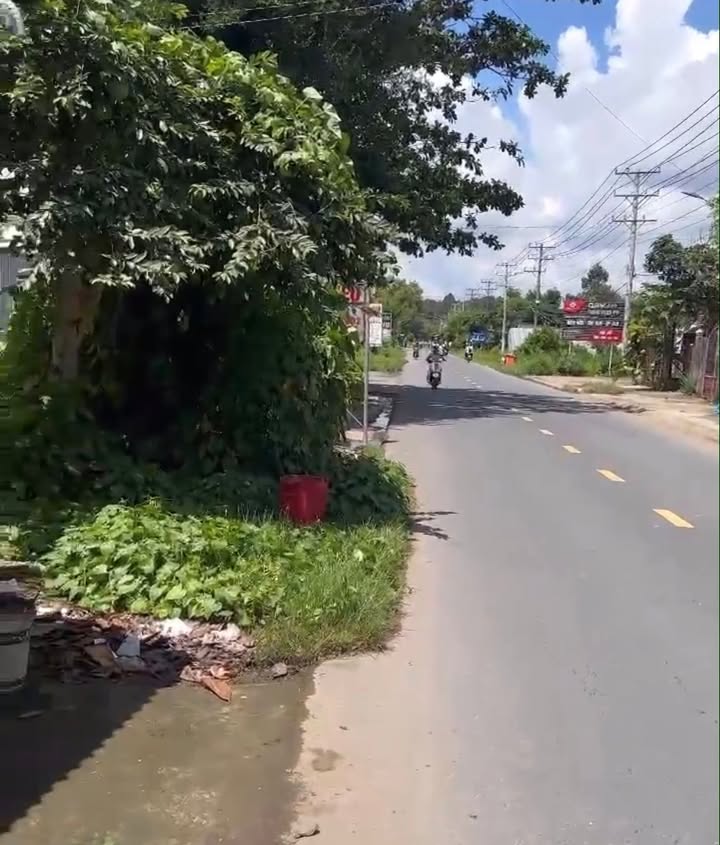 Đất mặt tiền đường Lê Văn Tám, Trà Vinh 322m² giá 3 tỷ - Đầu tư sinh lời ngay!