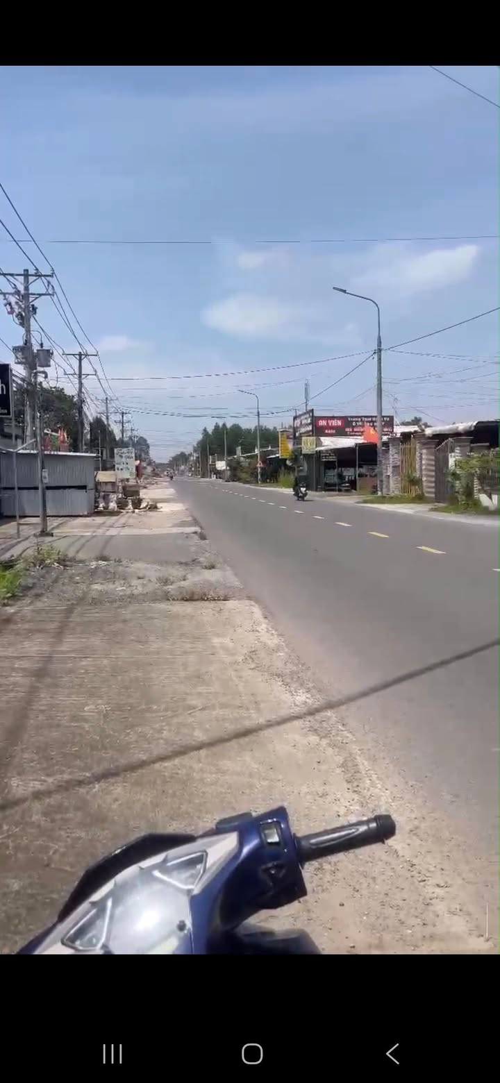 Nhà mặt tiền Phùng Hưng, An Viễn, 980m² giá 7 tỷ - Cơ hội đầu tư tuyệt vời!