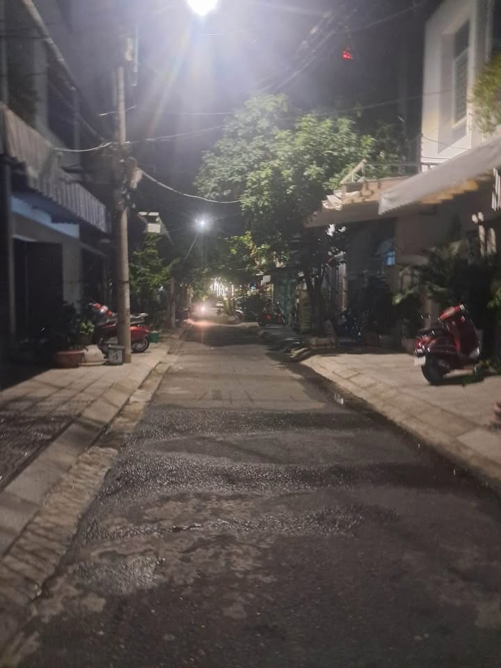 Nhà đẹp Thanh Khê Đà Nẵng 68m² giá 5.5 tỷ - Vị trí trung tâm, sổ hồng vuông vức!