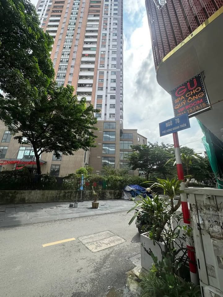 Bán nhà phố Lương Khánh Thiện Hoàng Mai 75m² - Mặt tiền đẹp ô tô đỗ cửa!