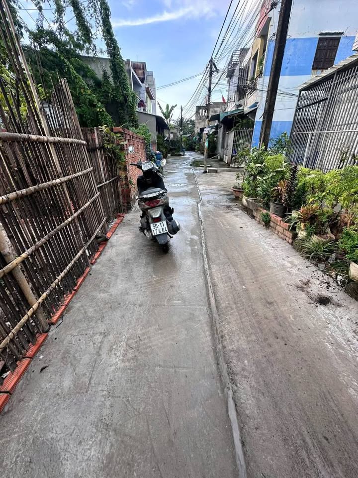 Đất thổ cư Hóc Môn 82m² giá 2.8 tỷ - Chính chủ, sổ hồng riêng, bớt lộc!