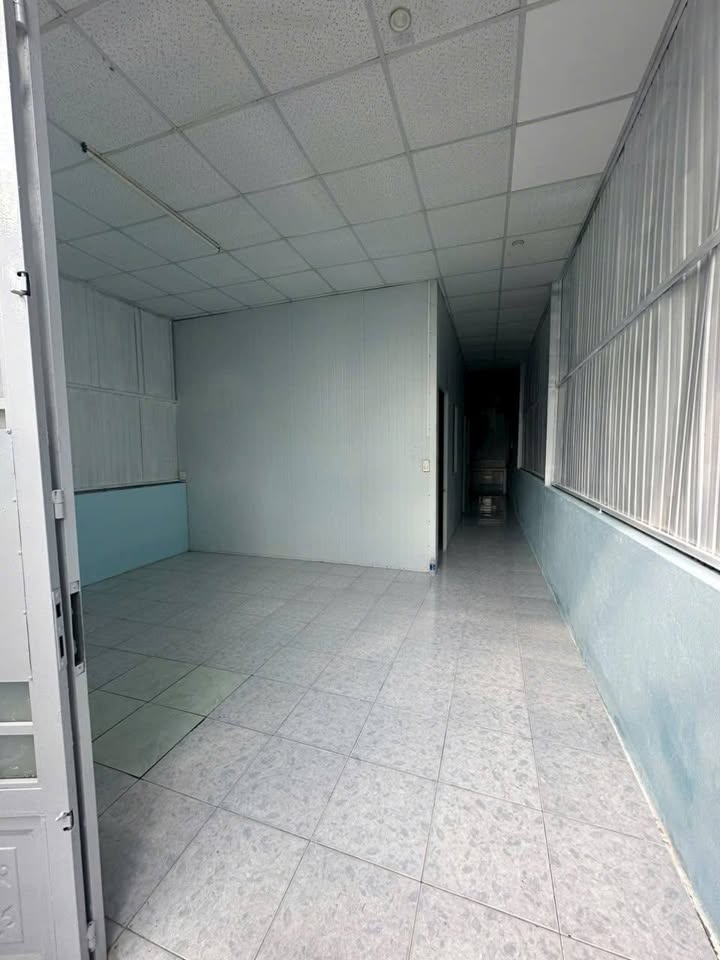 Nhà nguyên căn Hẻm 77 Chuyên Dùng 9, Quận 7 giá 6.5 triệu - không gian sống an yên!