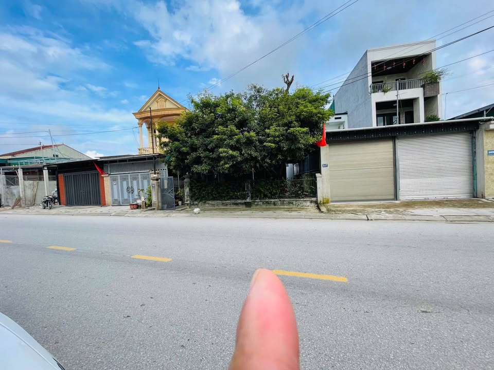 Mặt tiền kinh doanh Phạm Hồng Thái, Vinh Tân 403m² giá 12 tỷ - Đầu tư sinh lời ngay!