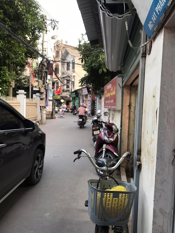 Nhà mặt phố Chiến Thắng, La Khê 35m² giá 7.2 tỷ - Sổ đỏ chính chủ!