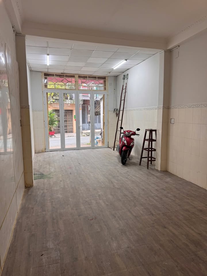 Cho thuê mặt tiền Phường 9, Quận 11, 64m² giá 19 triệu - Phù hợp làm văn phòng công ty!
