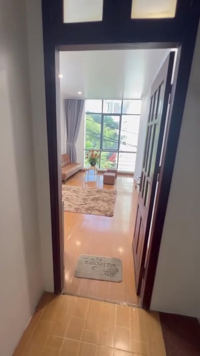 Căn hộ cho thuê 40m² tại ngõ 565 Lạc Long Quân, Tây Hồ - Giá chỉ 6 triệu/tháng