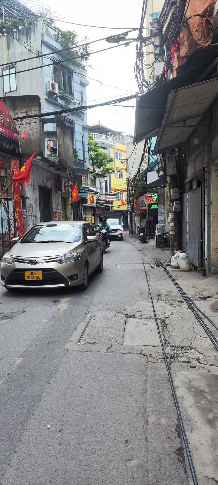 Căn hộ CCMN 8 tầng Phú Đô 80m² giá 32.8 tỷ - Doanh thu 155 triệu/tháng