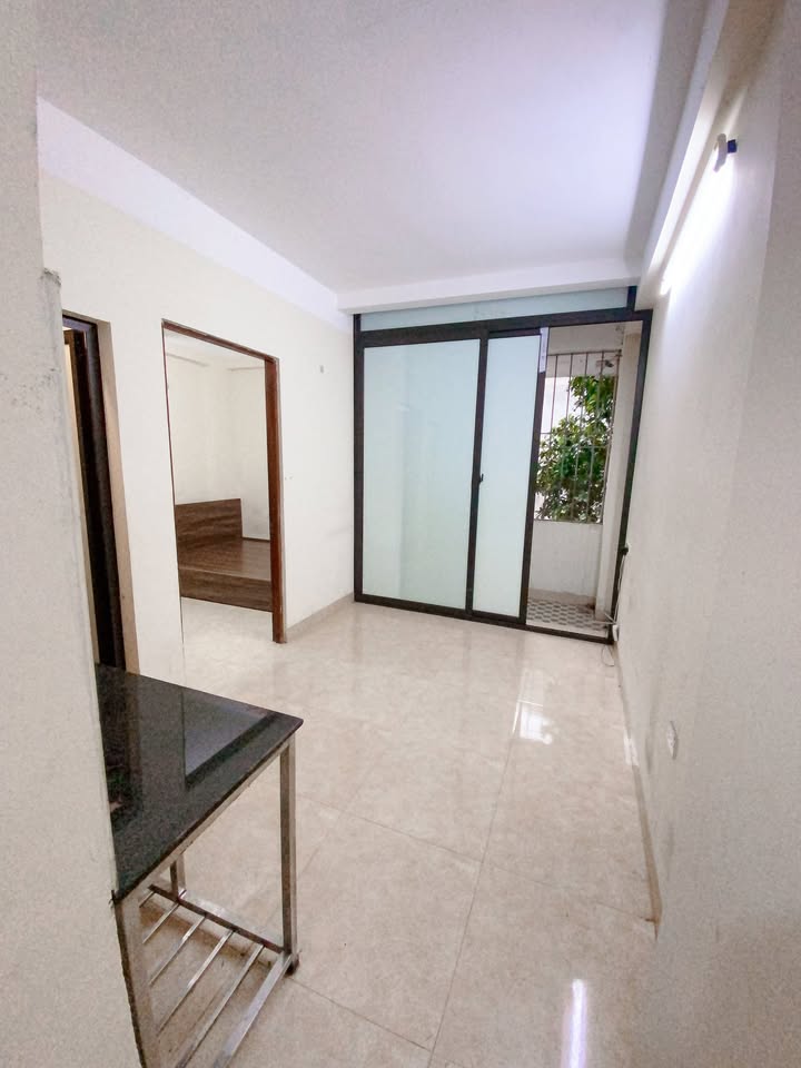 Căn hộ cho thuê tại Nguyễn Khuyến, Thanh Xuân 1PN - Giá 4.2 triệu, đầy đủ tiện nghi!