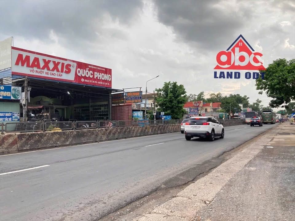 Đất 3 Mặt Tiền Đường Trịnh Hoài Đức 348m² giá 2 tỷ - Cơ hội đầu tư tuyệt vời!