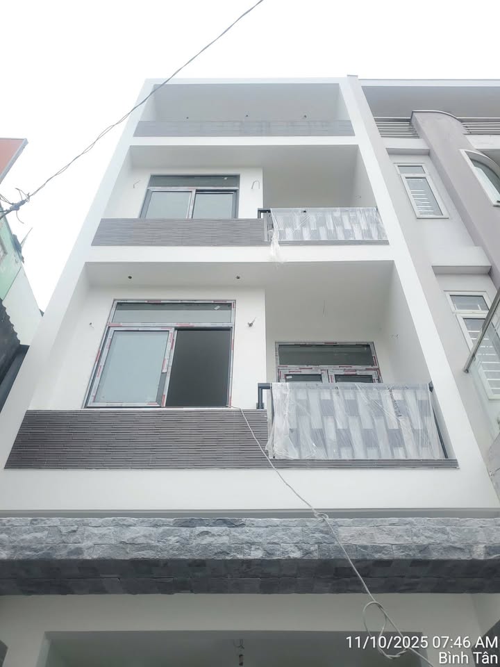 Nhà mặt tiền đường Tên Lửa, Bình Trị Đông B, 90m² giá 35 triệu - Phù hợp làm văn phòng và kinh doanh!