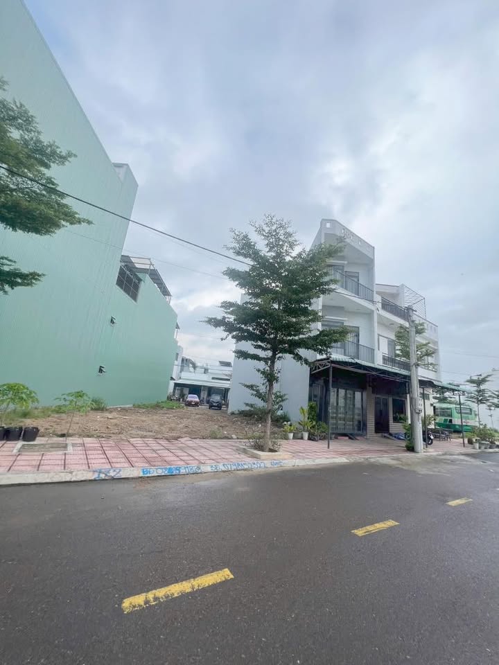 Đất Nhơn Bình, Quy Nhơn 65m² giá 3 tỷ - View sông tuyệt đẹp!
