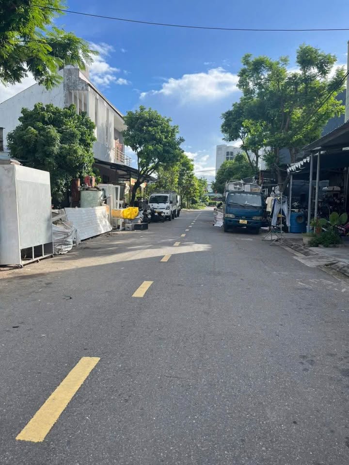 Nhà 3 tầng 100m² đường Nguyễn Tất Thành, Q.Thanh Khê - Vị trí vàng gần biển chỉ 8.x tỷ