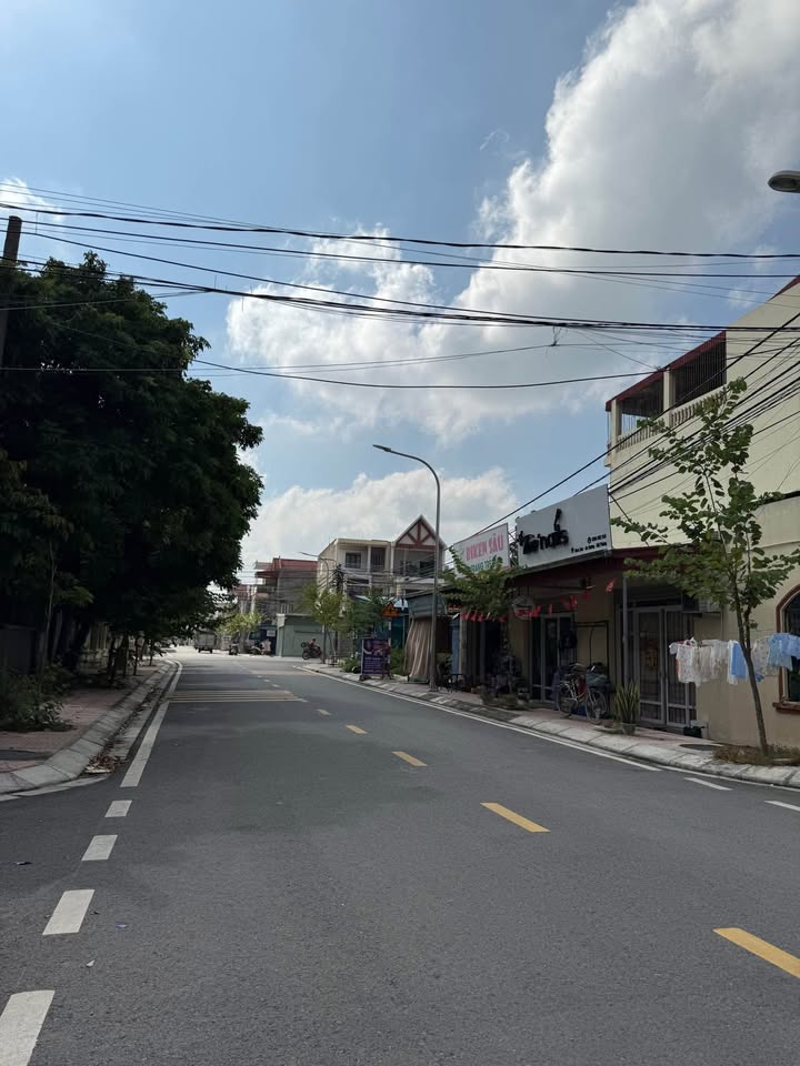 Đất nền Nam Sơn, An Dương 100m² giá 3 tỷ - Vị trí đắc địa, oto đỗ cửa!