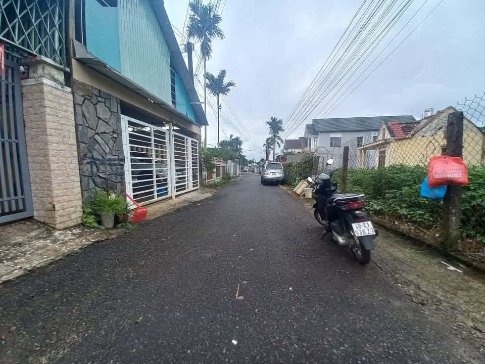 Đất nền hẻm 30 Tây Sơn, Bảo Lộc 110m² giá 1.9 tỷ - Đầu tư sinh lời cao!