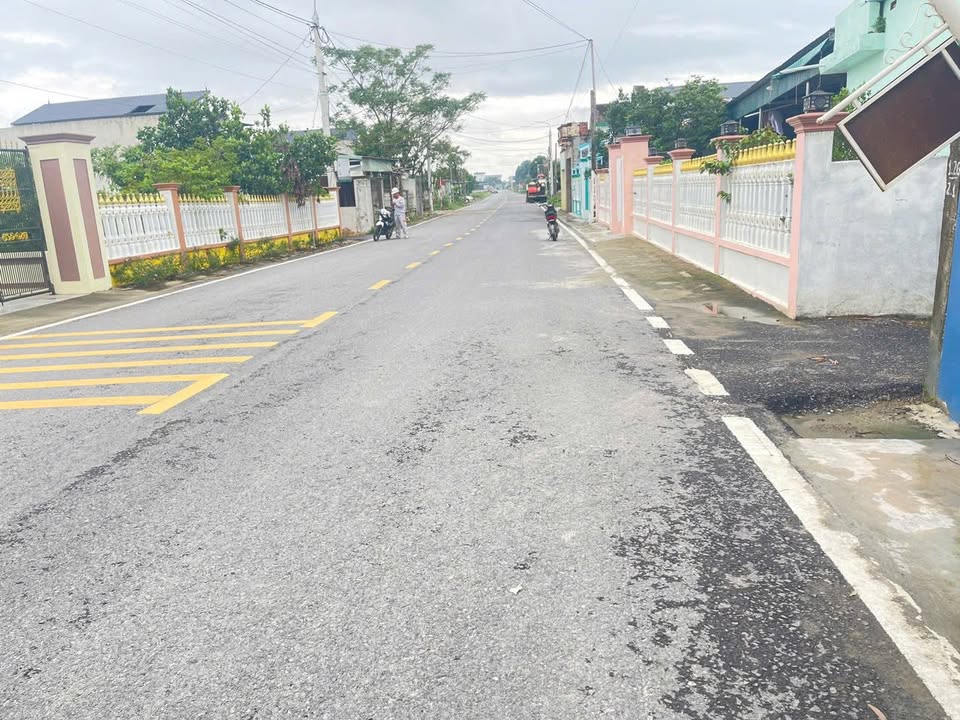 Đất nền đẹp tại xã Quảng Ninh, diện tích 110m², giá chỉ 900 triệu - Sổ đỏ chính chủ!