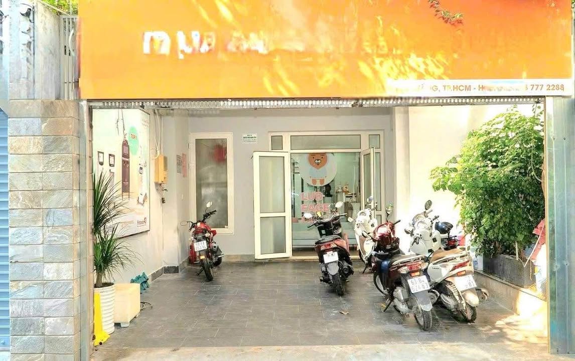 Nhà cao tầng cho thuê tại quận 3 - Mô hình spa sẵn có, giá 43 triệu