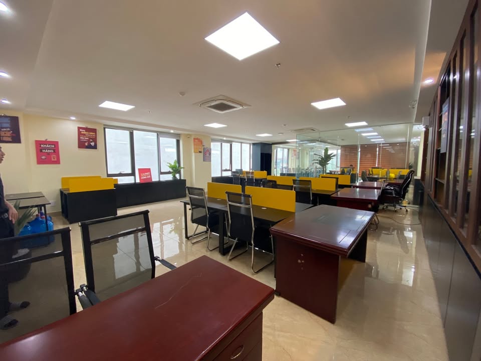 Văn phòng Trung Hòa Cầu Giấy 360m² giá 70 triệu - Không gian lý tưởng cho doanh nghiệp!