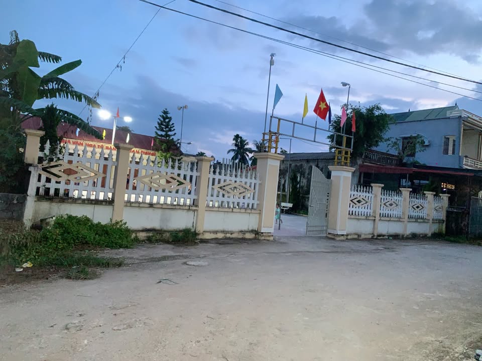 Nhà cấp 4 Tân Phong, Triệu Sơn 75m² giá 700 triệu - Tiện ích đầy đủ xung quanh!