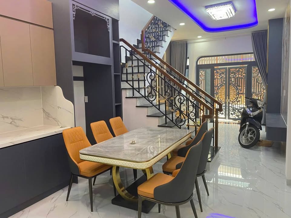 Nhà 2 tầng Bến Cá Nha Trang 65.5m² giá 4.38 tỷ - Sẵn sàng vào ở ngay!