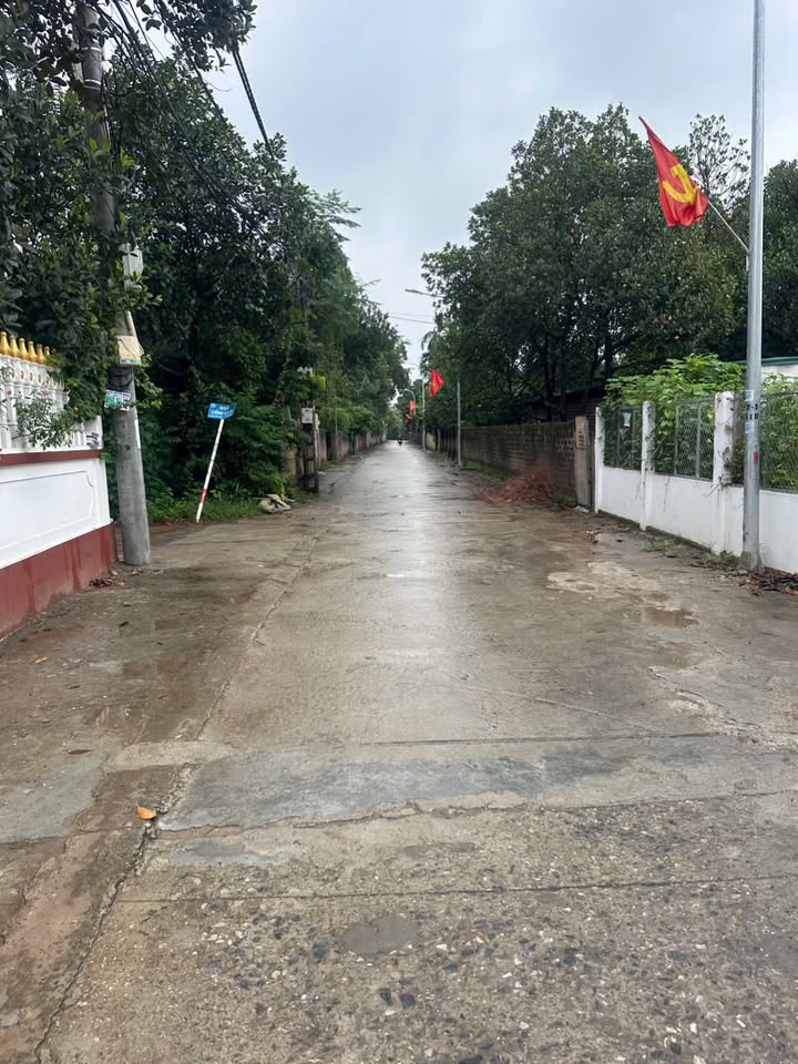 Đất nền xã Xuân Đình Phúc Thọ 95m² giá chỉ 2 tỷ - Mặt tiền rộng, vị trí đắc địa!