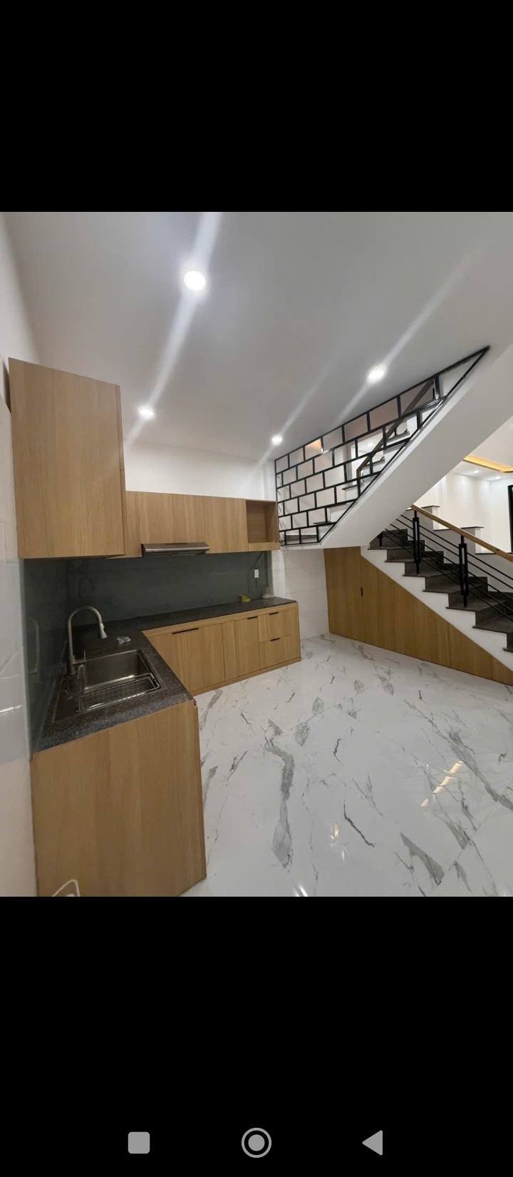 Bán gấp FrontHouse đường Tôn Đản, Hòa An, Cẩm Lệ 90m² - Kinh doanh sầm uất!