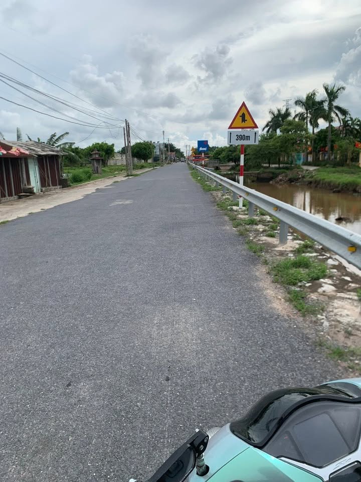 Đất nền Hòa Bình, Kiến Xương 100m² giá chỉ 1 tỷ - View sông thoáng mát!