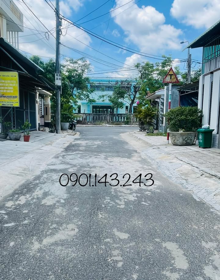 Đất mặt tiền Phạm Nhữ Tăng, Tam Kỳ 100m² - Hướng Đông, giá chỉ 1.9 tỷ!