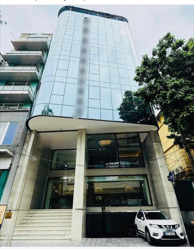 Mặt phố Lê Thanh Nghị 125m² giá 60 tỷ - Vị trí đắc địa, lô góc