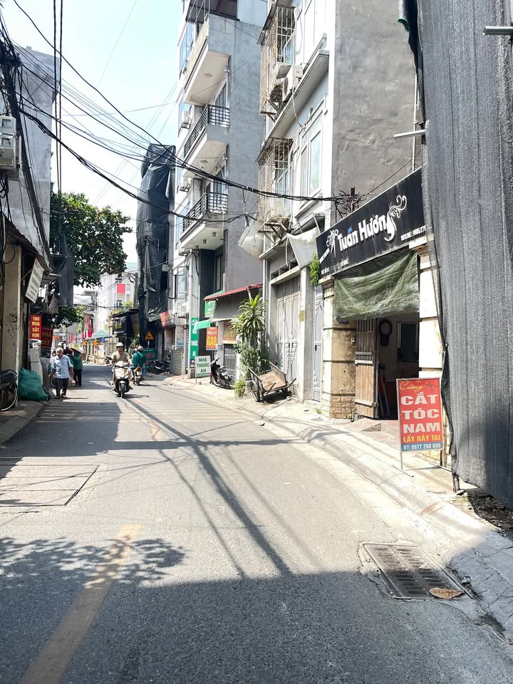 Đất Cổ Nhuế 50m² giá 11 tỷ - Lô góc ô tô vào tận đất!