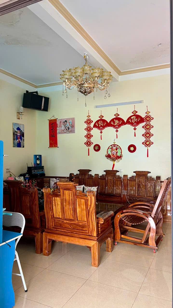 Nhà vườn 2 tầng Km12 Bình Thuận 445m² giá 2.35 tỷ - Không gian sống xanh an yên!