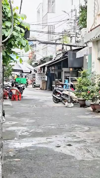 Nhà mới đường Dương Bá Trạc 38m² giá 4.85 tỷ - Sổ hồng chính chủ, vị trí đẹp!