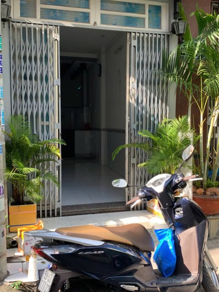 Nhà bán chính chủ hẻm xe hơi đường Bùi Hữu Nghĩa, quận Bình Thạnh 30m² - Giá thương lượng hấp dẫn!