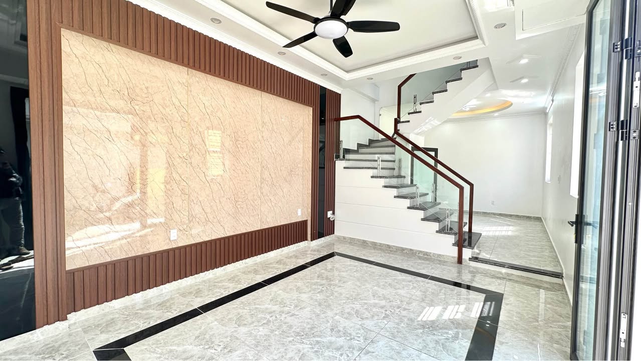 Nhà 3,5 tầng ngõ 237 Đằng Hải, Hải An, Hải Phòng 46m² giá 2.8 tỷ - Chính chủ, ô tô vào tận cửa!