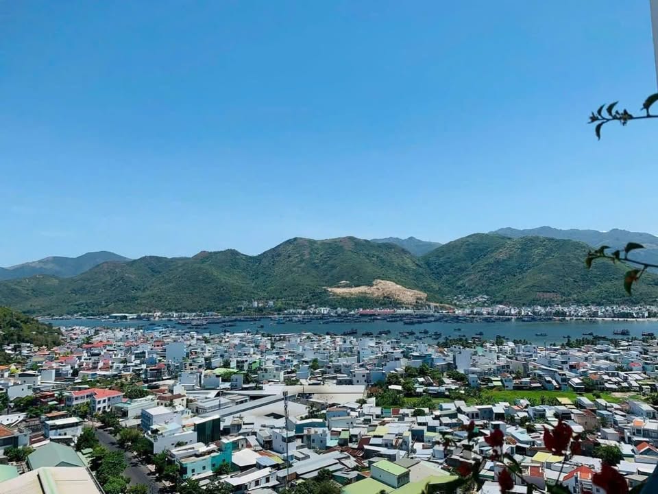 Căn hộ chung cư PH Võ Thị Sáu 67m² giá 1.85 tỷ - View đẹp, nội thất cao cấp!