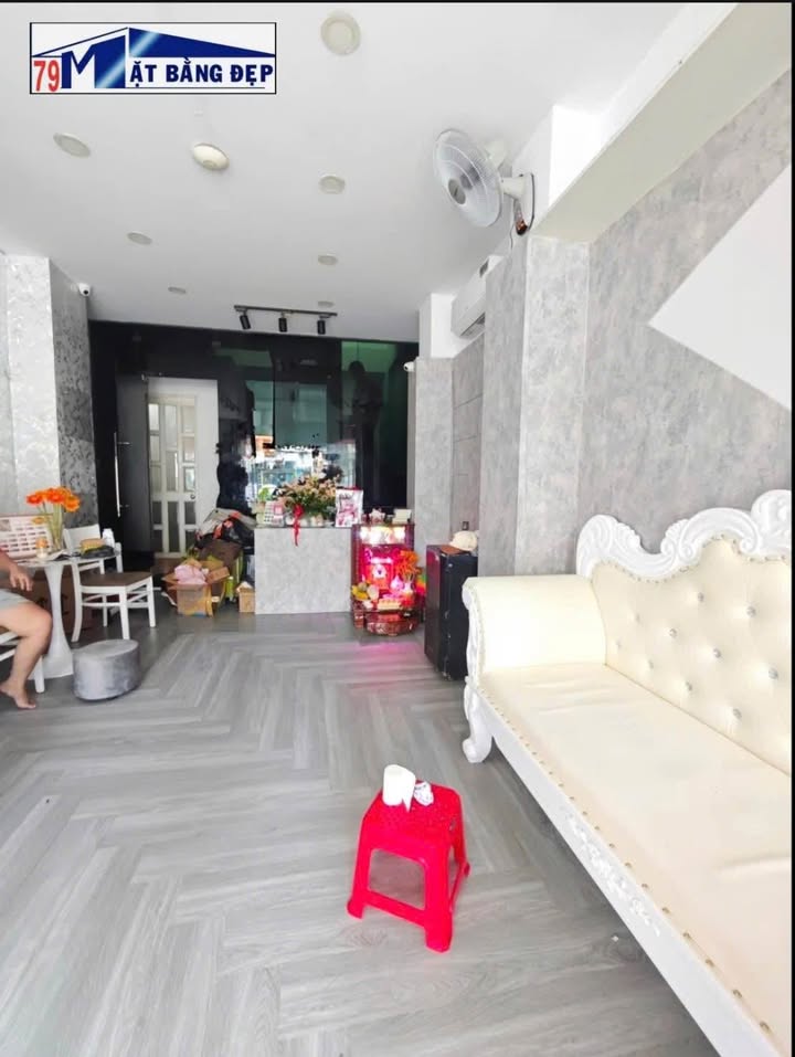 Cho thuê nhà nguyên căn mặt tiền đường Thái Nguyên 40m² giá 17 triệu - Kinh doanh sầm uất ngay trung tâm!