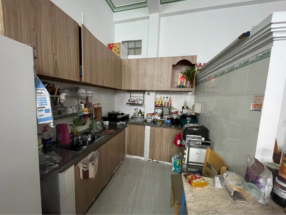 Nhà hẻm xe máy Phước Hải, Nha Trang 50.3m² giá 4 tỷ - Sổ hồng hoàn công!